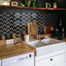 TNNGG-03 Triangle Arrow Chevron Black and Gold Polished Marble Mosaic Tile Backsplash